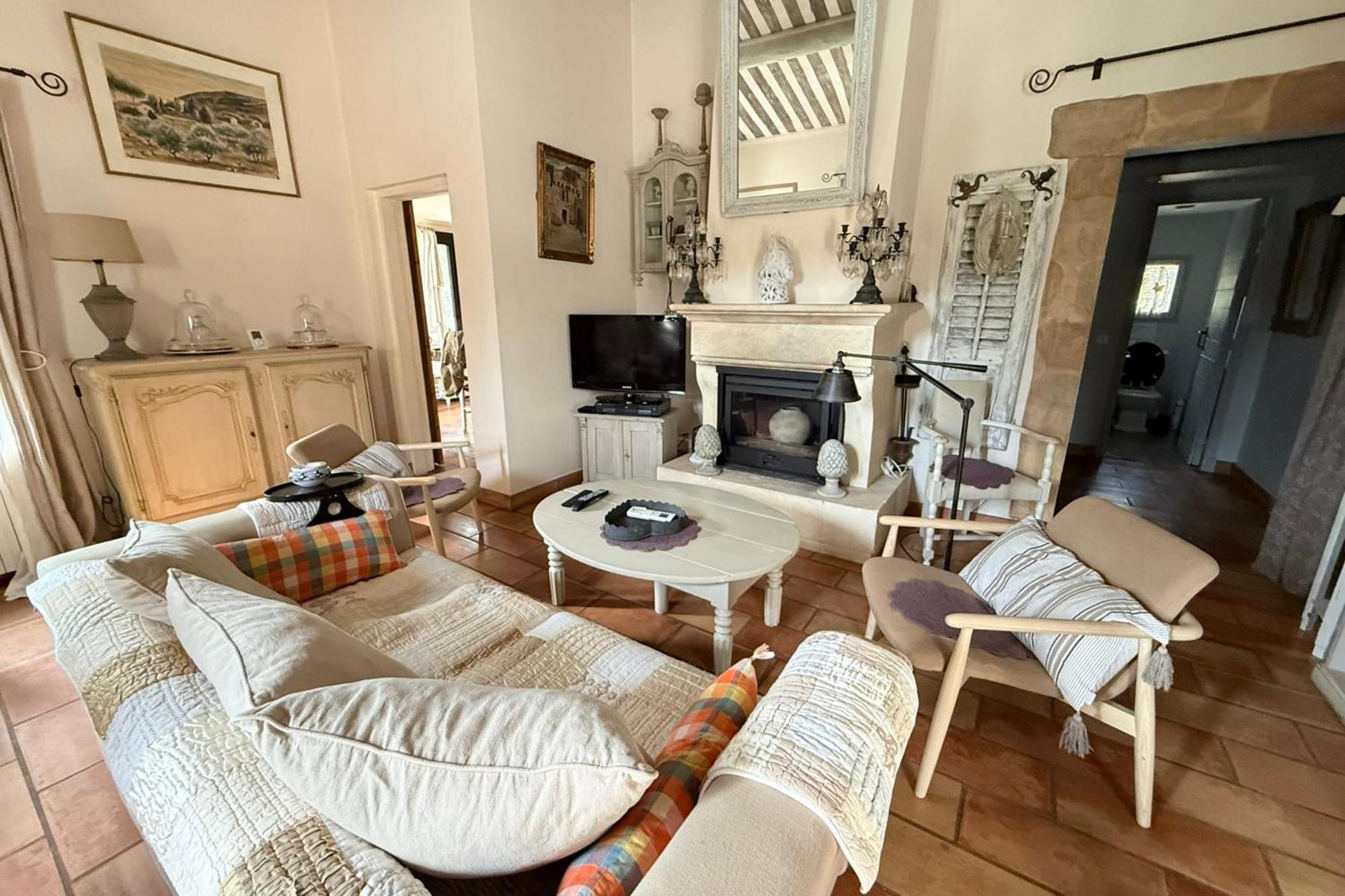 Beautiful Provencal Villa With Pool And Jacuzzi Lacoste  Exteriér fotografie
